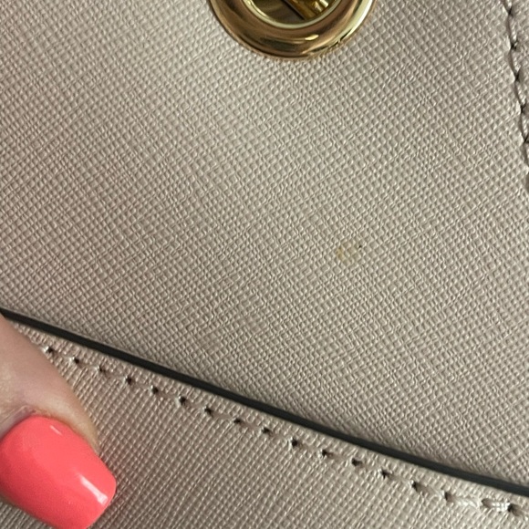 Michael Kors Jet Set Tote and Wallet - Picture 10 of 14